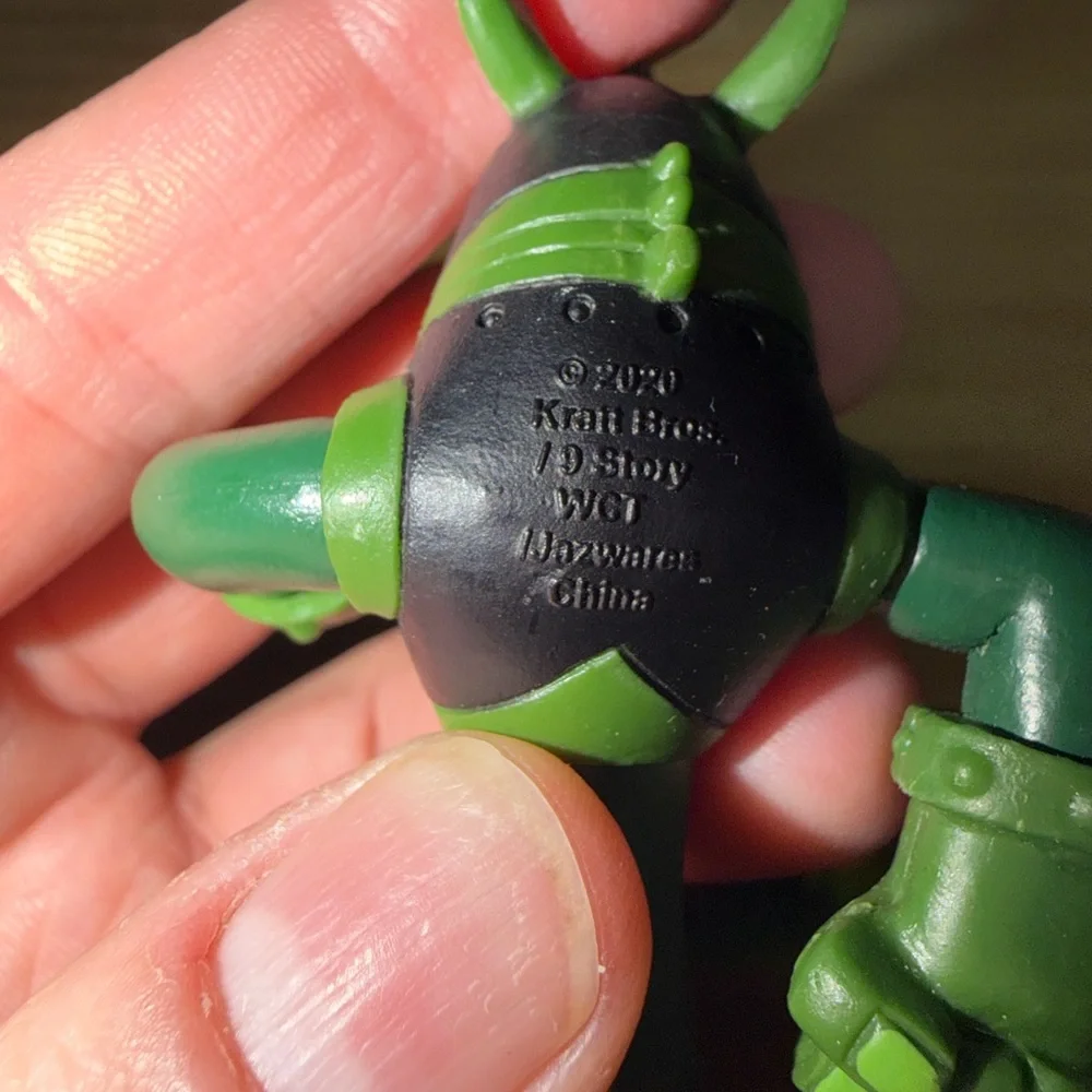 2020 kinder surprise egg Action Figure Set with animal people‎ fun toys kids